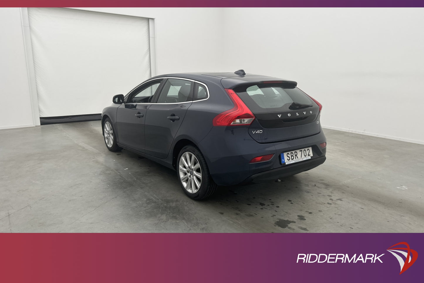 Volvo V40 D2 115hk Momentum Pano VOC Kamera Navi K-rem-Bytt