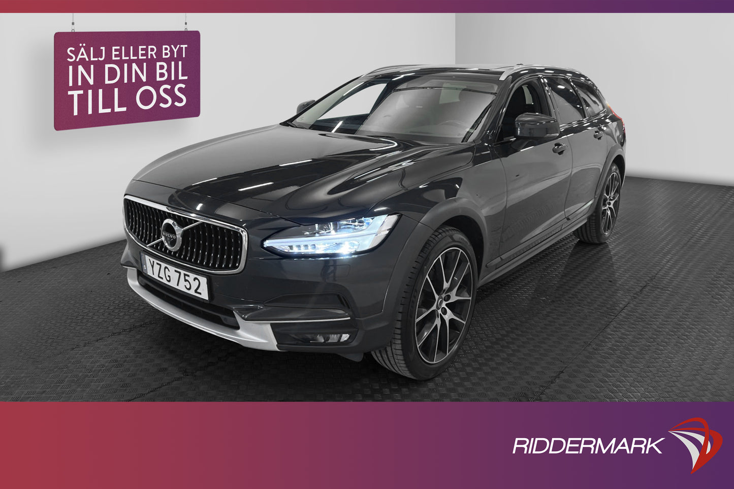 Volvo V90 Cross Country D5 PRO Pano HUD Skinn Navi 360° VOC