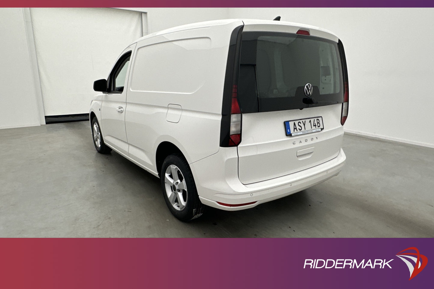 Volkswagen Caddy Cargo 2.0 DSG Värmare Kamera CARPLAY MOMS