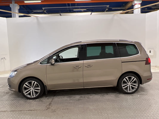 Volkswagen Sharan 4Motion 184hk 7sits Läder D-värm El-dörrar