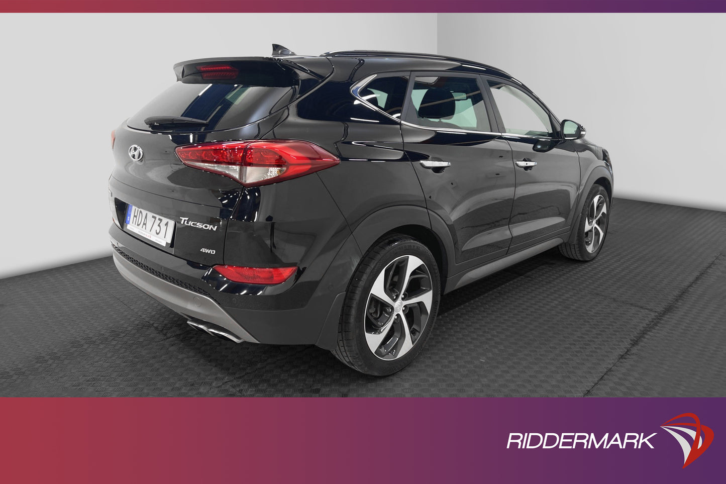 Hyundai Tucson 1.6 T-GDI 4WD 177hk Premium Pano Kamera Skinn