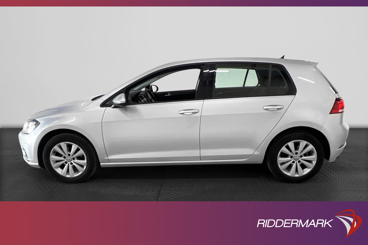 Volkswagen Golf 1.0 TSI 110hk 5-dörrar Nyservad 0.41l/mil