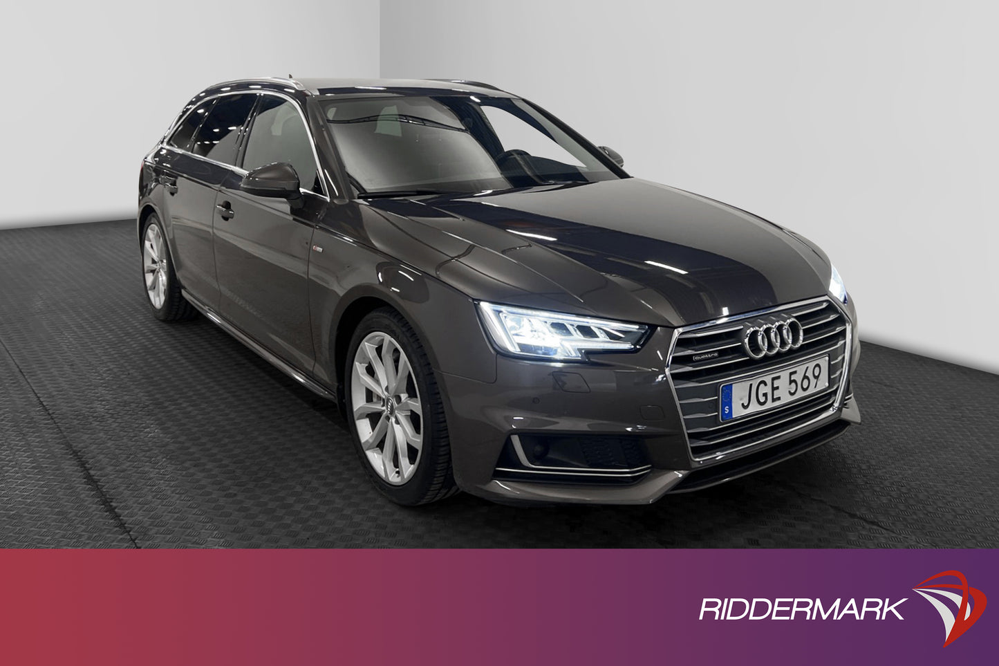 Audi A4 2.0 TDI 190hk Quattro S-Line Cockpit D-Värmare Navi