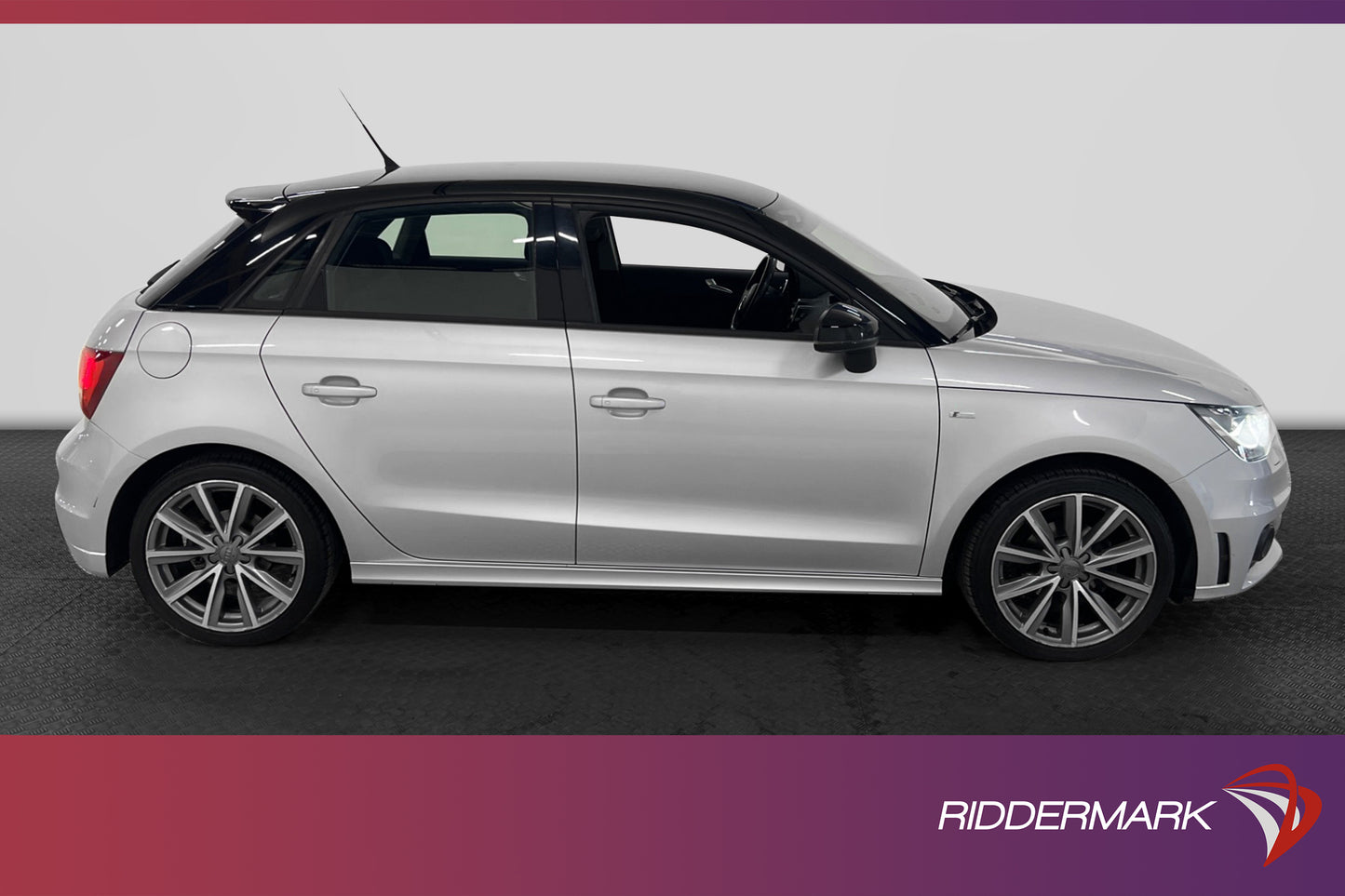 Audi A1 Sportback 1.2 TFSI 86hk S-Line Nybesiktad Nyservad