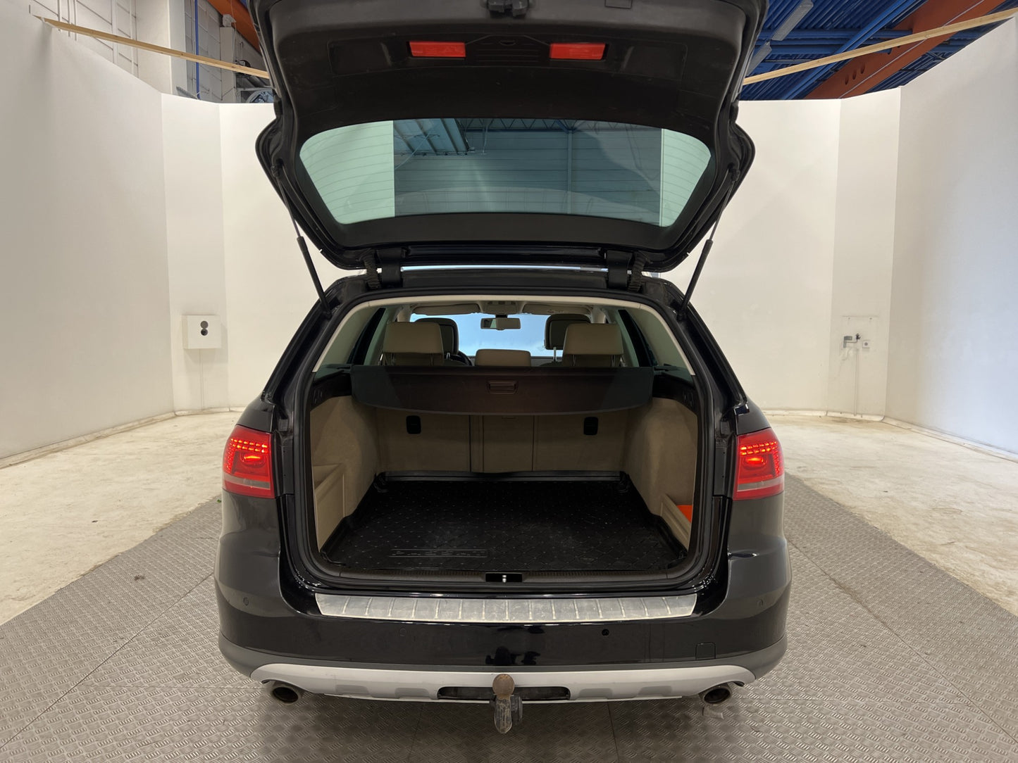 Volkswagen Passat Alltrack 2.0 TDI  Värmare Drag Skinn B-kam