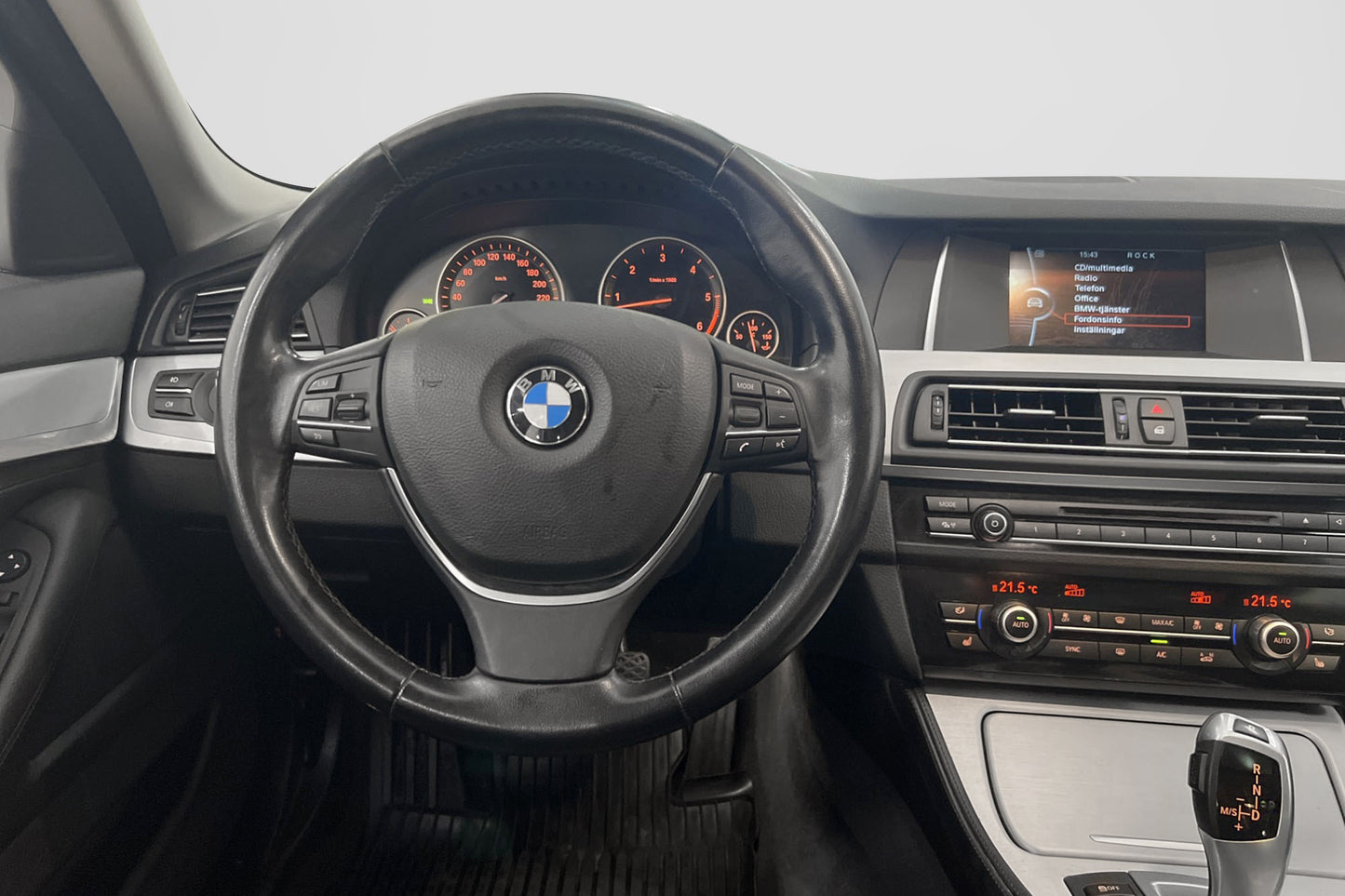 BMW 530 d xDrive Sedan 258hk Pano Sensorer Skinn Välservad