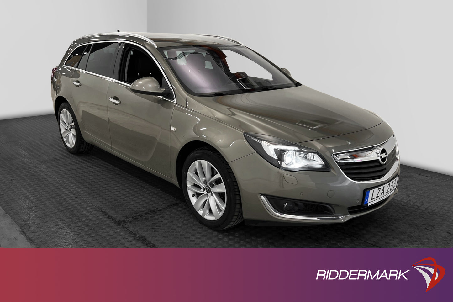 Opel Insignia 2.0 CDTI 170hk 4x4 D-Värm B-Kamera Ny Kamrem