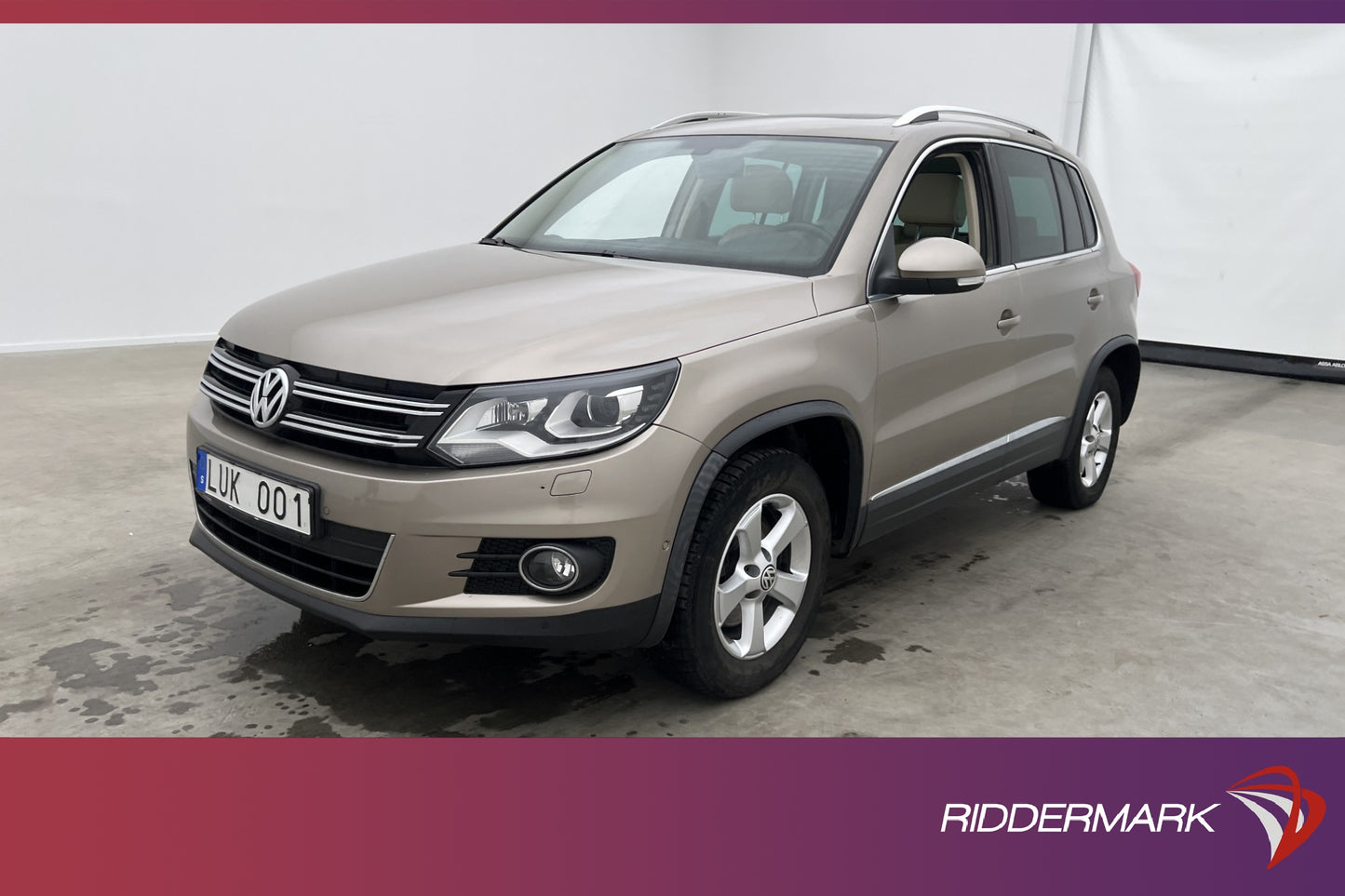 Volkswagen Tiguan TSI 4M 180hk Premium Pano Skinn Navi Drag