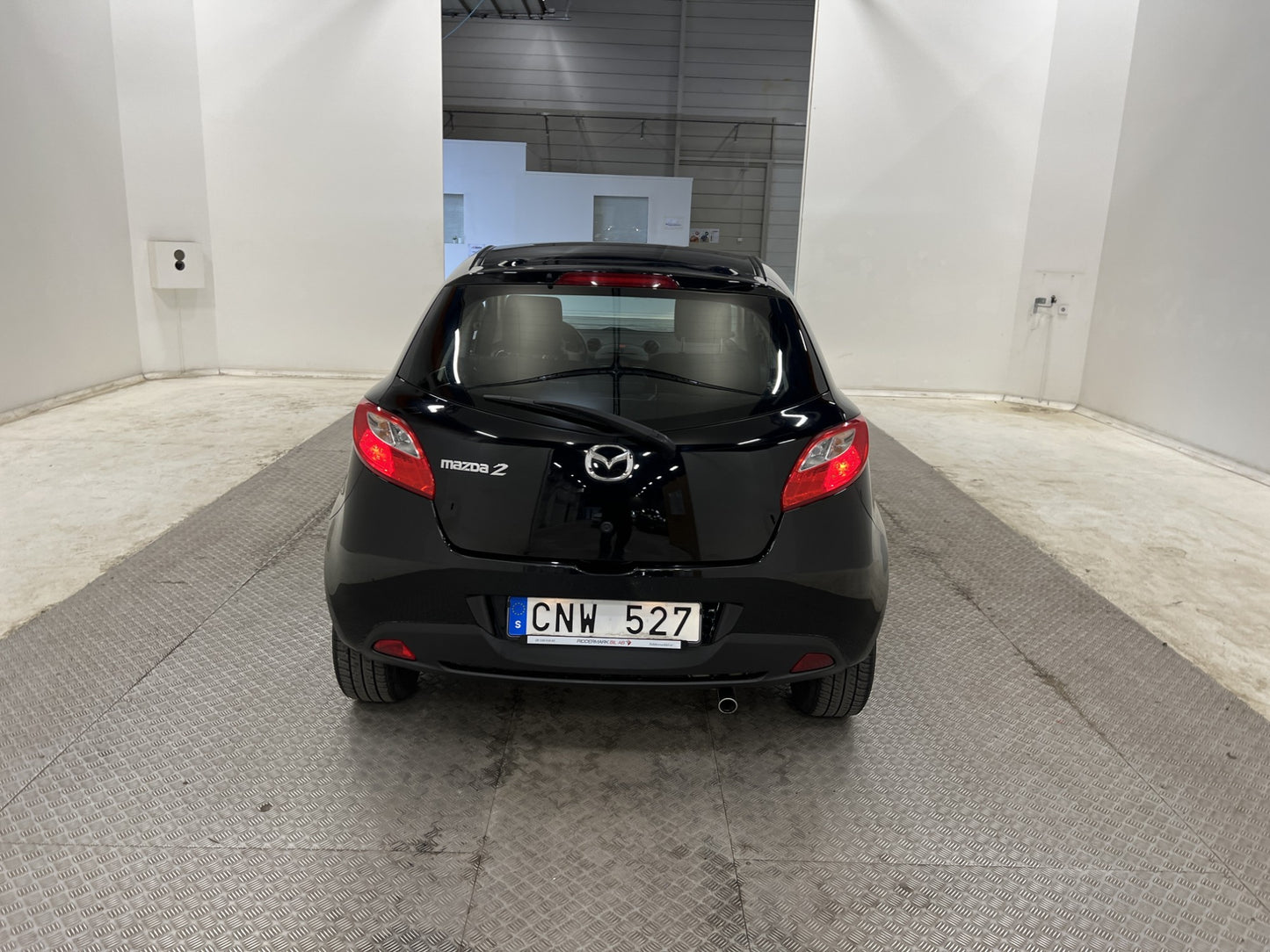 Mazda 2 1.3 MZR 84hk Lågskatt Nyservad