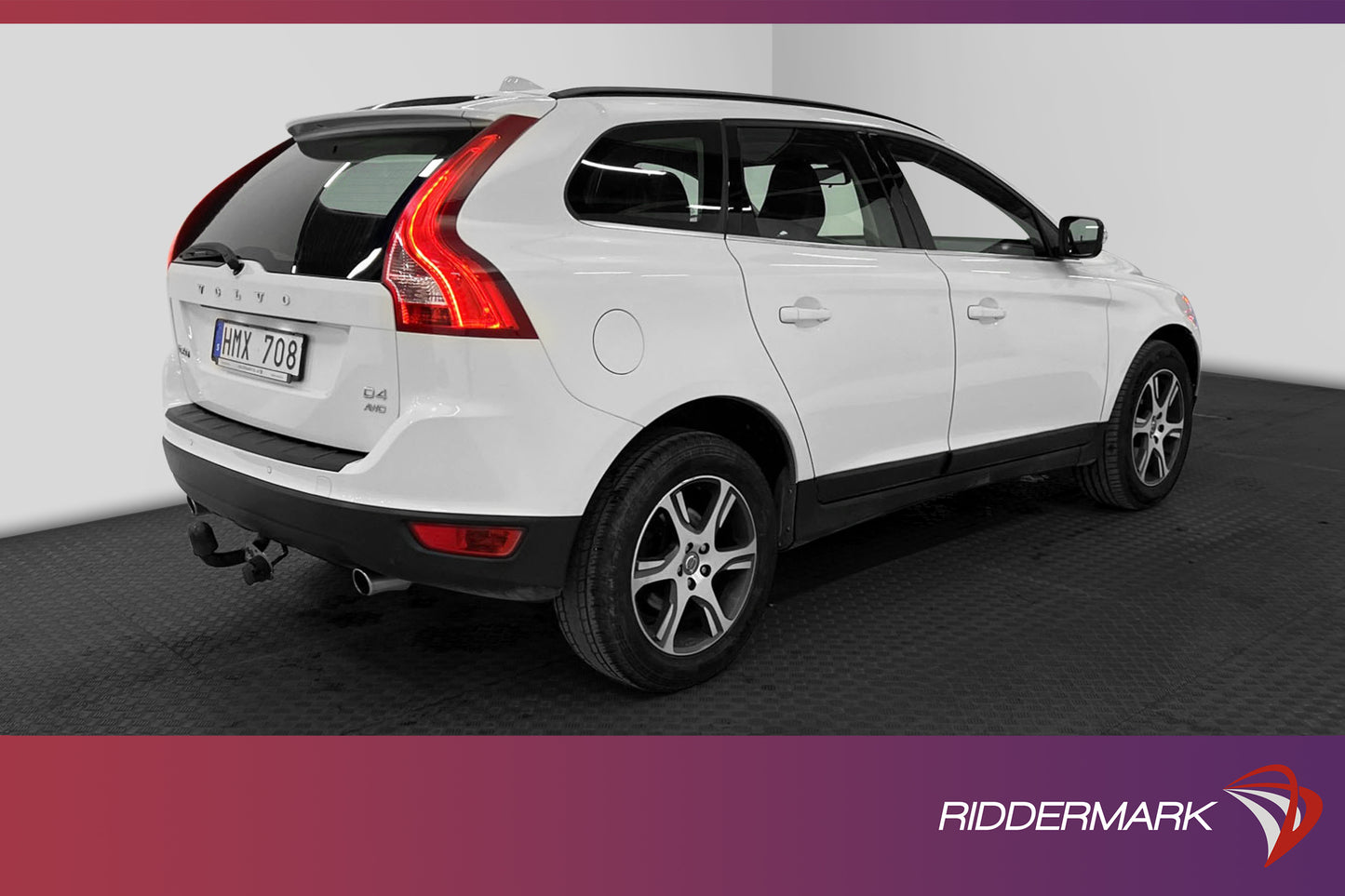 Volvo XC60 D4 AWD 163hk Momentum VOC Värmare Drag Välservad