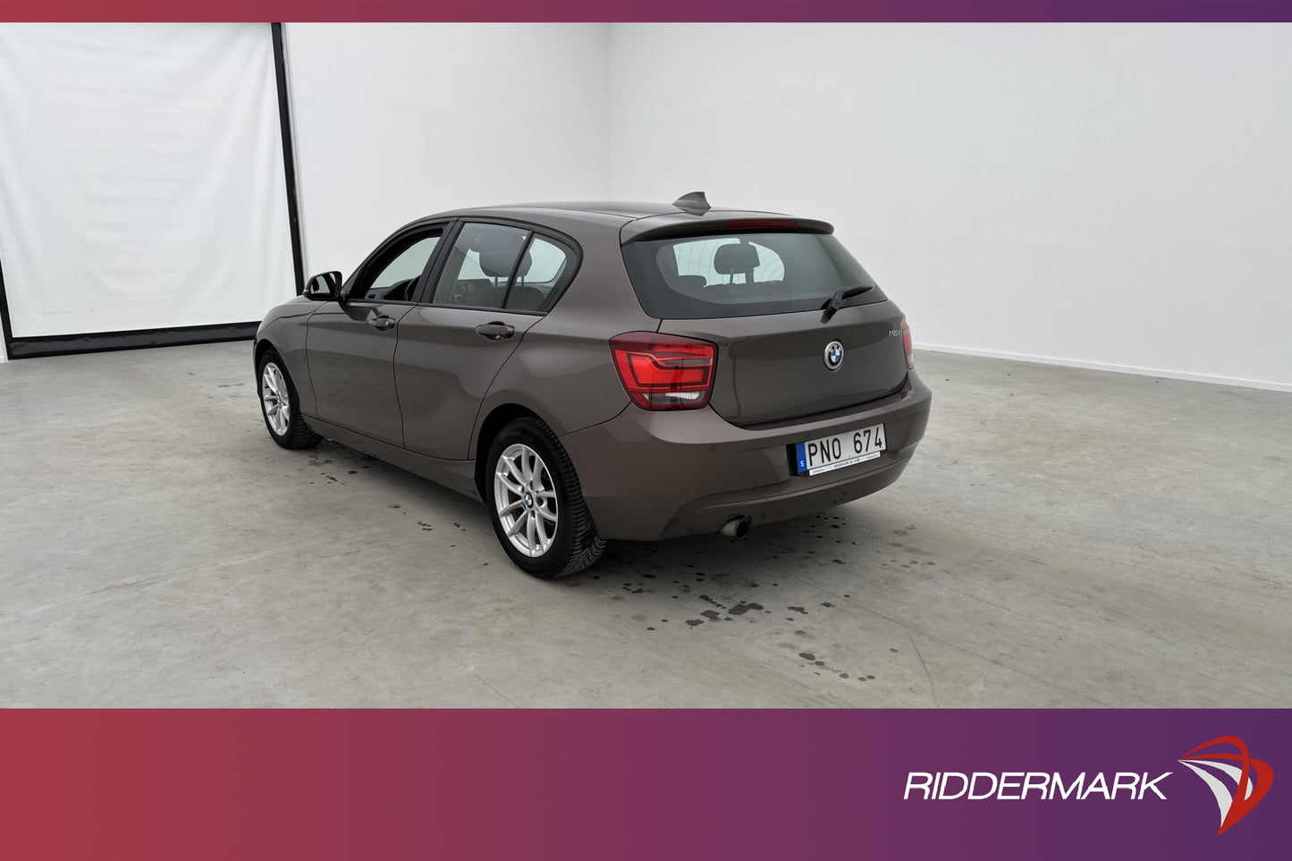 BMW 116i  P-Sensorer 668 kr Skatt 0,45L/mil 136hk