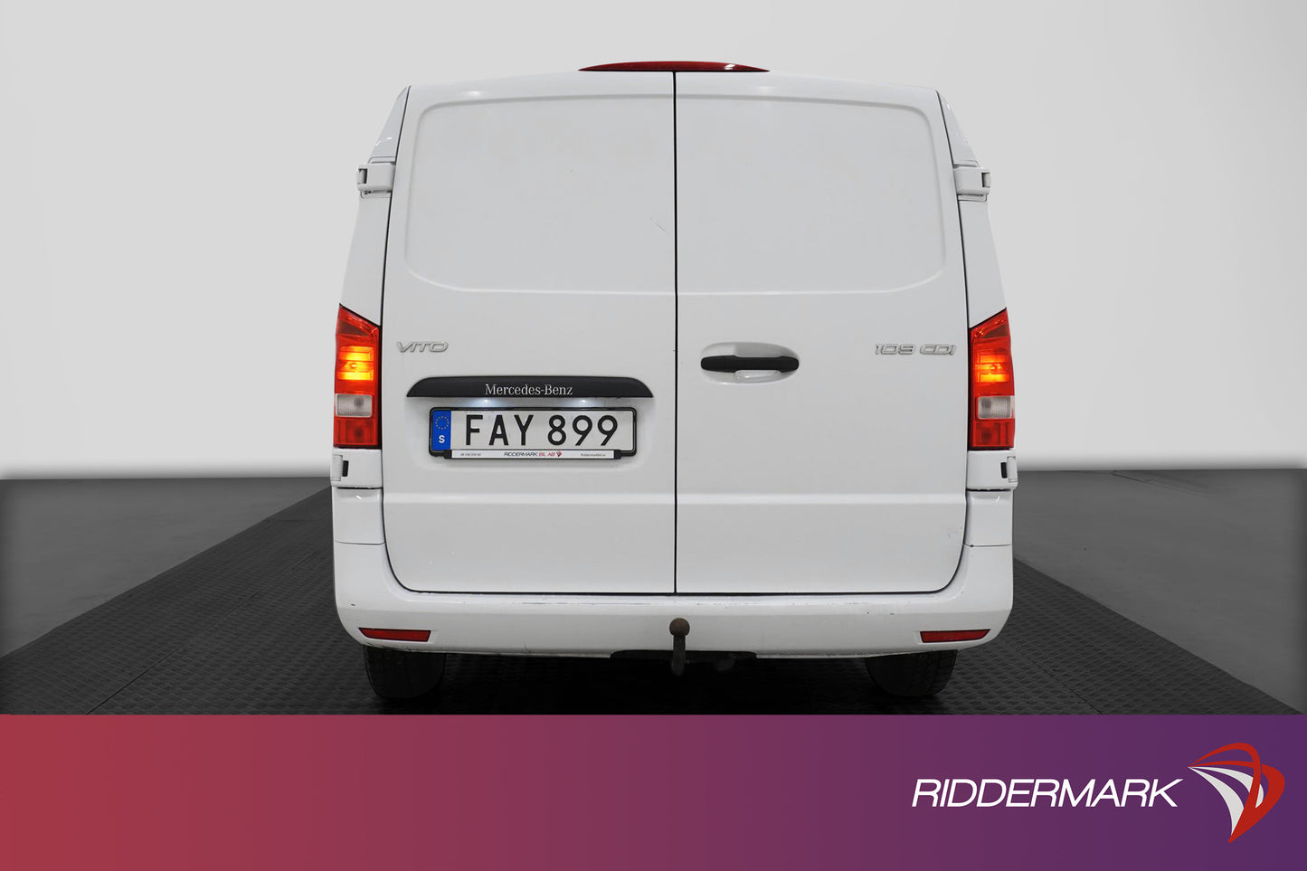 Mercedes-Benz Vito L2 109d Dragkrok Värmare 3-sits Nyservad