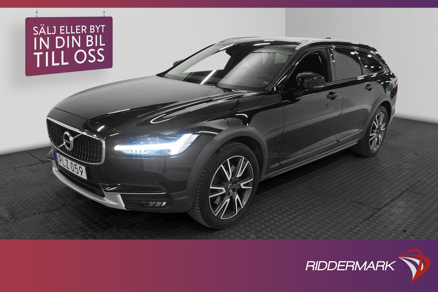 Volvo V90 Cross Country D4 AWD Pro D-Värm VOC Pano HUD Skinn