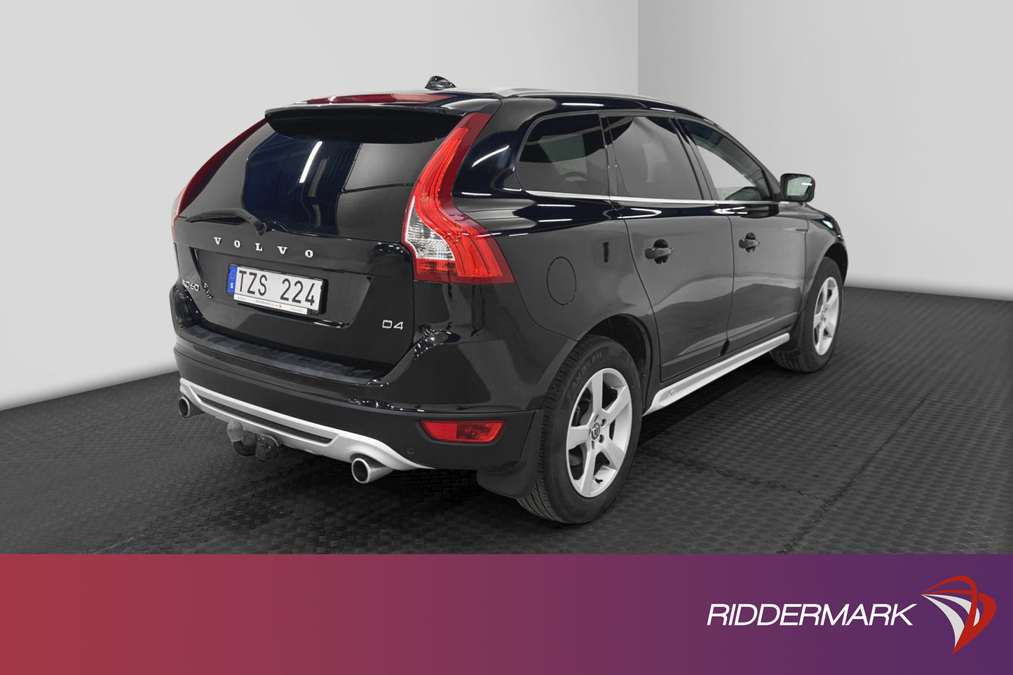 Volvo XC60 D4 163hk R-Design Pano Drag Navi Sensorer Välserv