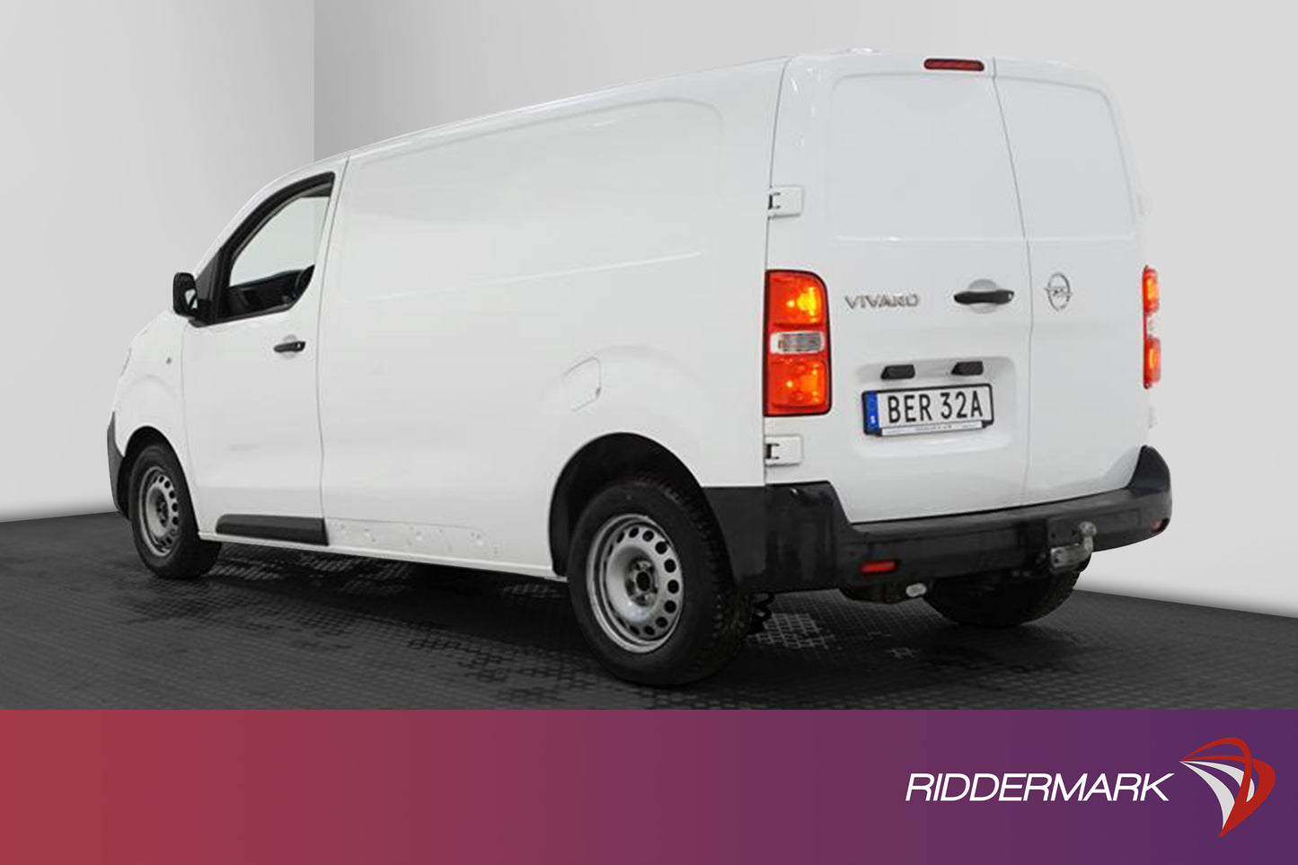 Opel Vivaro L2 1.5D Automat 120hk Värmare Dragkrok PDC Moms