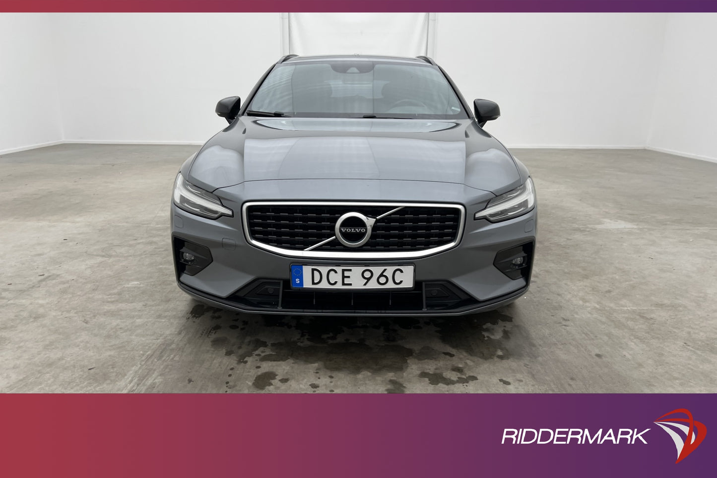 Volvo V60 T4 R-Design VOC Värm Halvskinn Sensorer Välservad