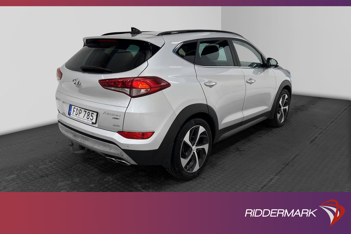 Hyundai Tucson CRDi 4WD 185hk Pano Skinn Kamera Navi Drag