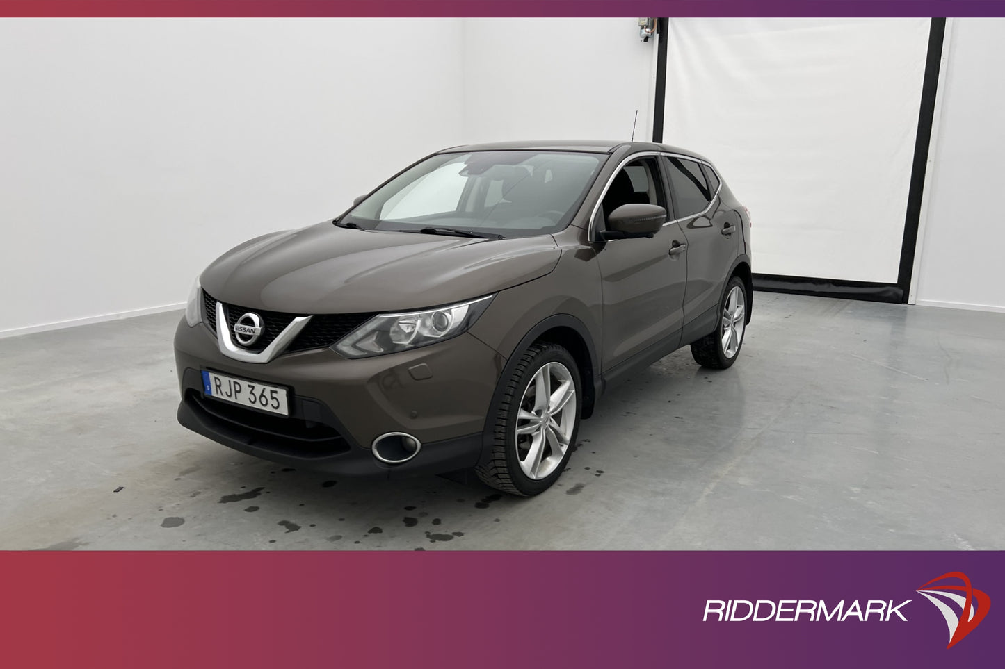 Nissan Qashqai 1.5 dCi 110hk N-Connecta 360° Navi Sensorer