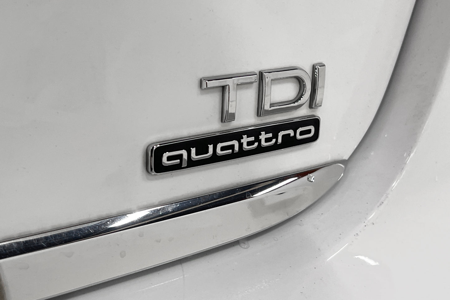 Audi A6 TDI Quattro S-Line Keyless Sportsäten 0,44l/mil