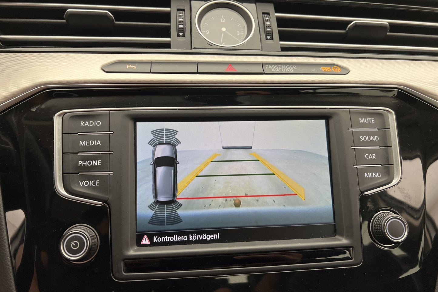 Volkswagen Passat GTE 218hk Executive Kamera CarPlay Drag