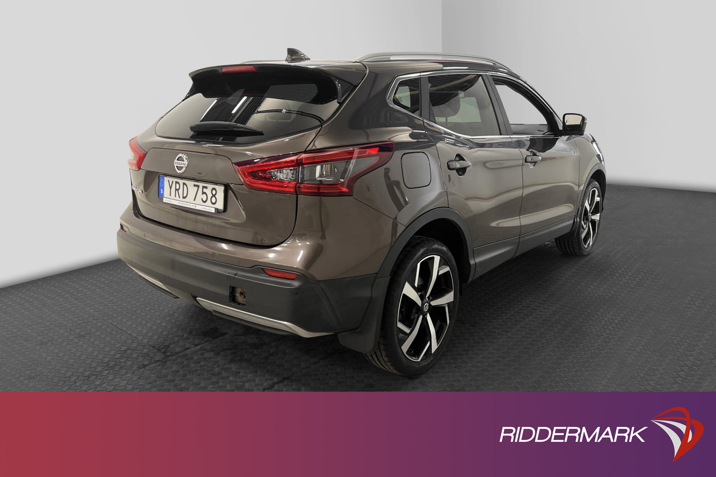 Nissan Qashqai 1.6 dCi 130hk Tekna Panorama 360° Navi