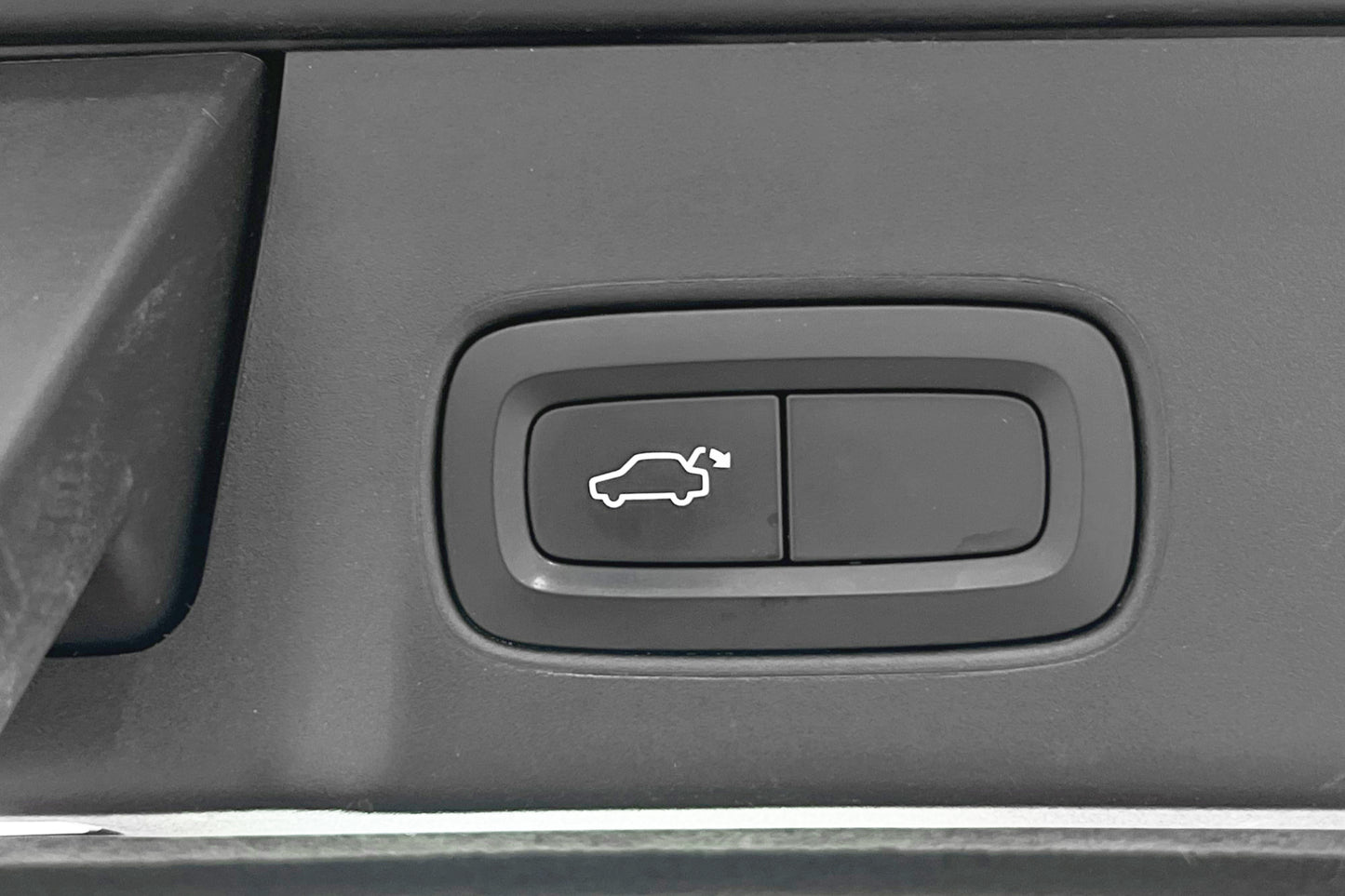 Volvo V90 D3 AWD 150hk Business Drag VOC Värmare P-sensor