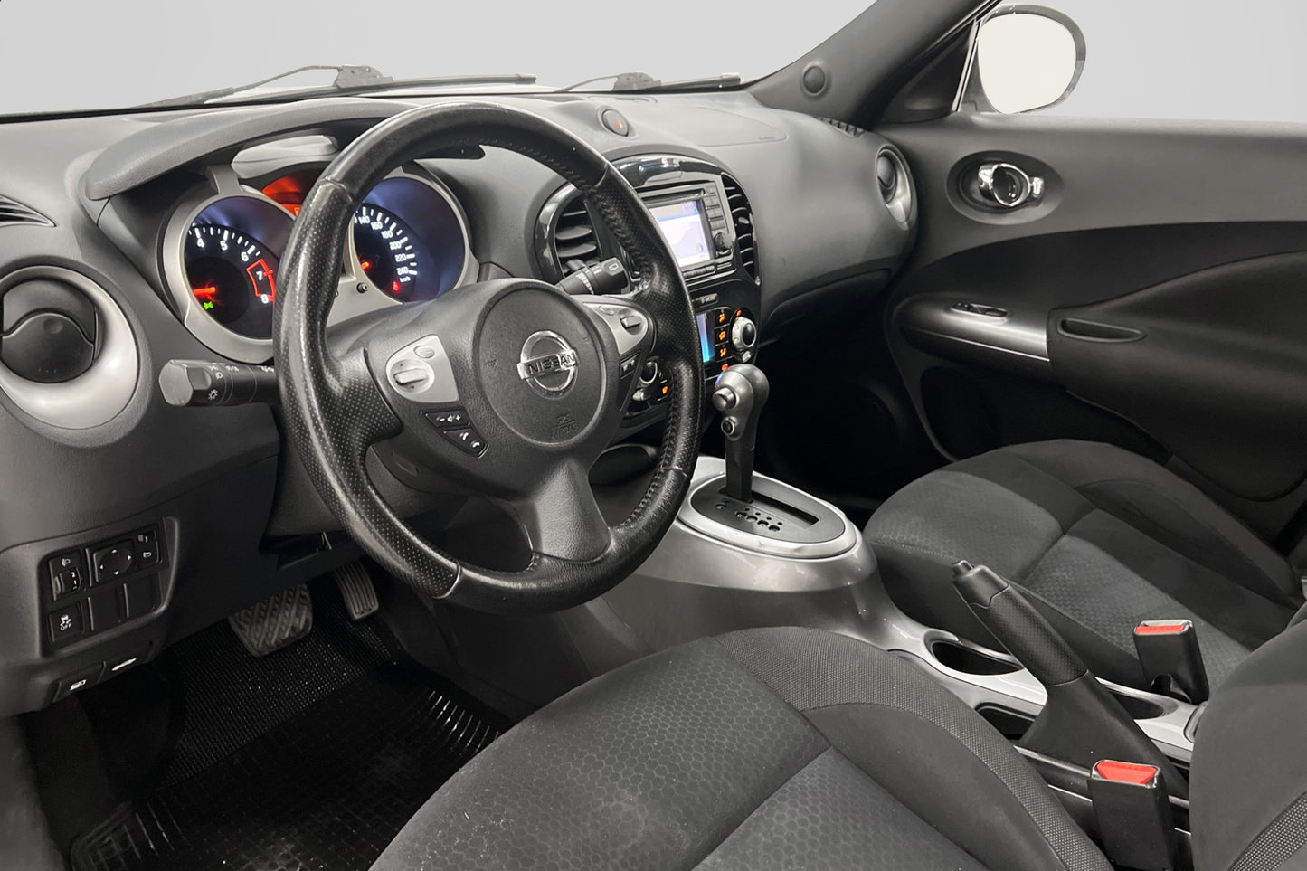 Nissan Juke 1.6 XTRONIC-CVT 117hk Navi Kamera Välservad