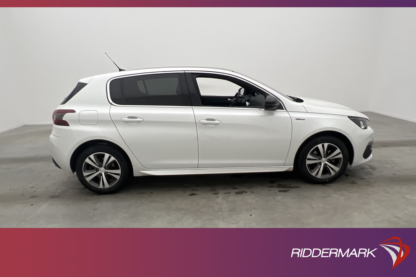 Peugeot 308 1.2 e-THP 130hk GT-Line Pano Värmare Massage