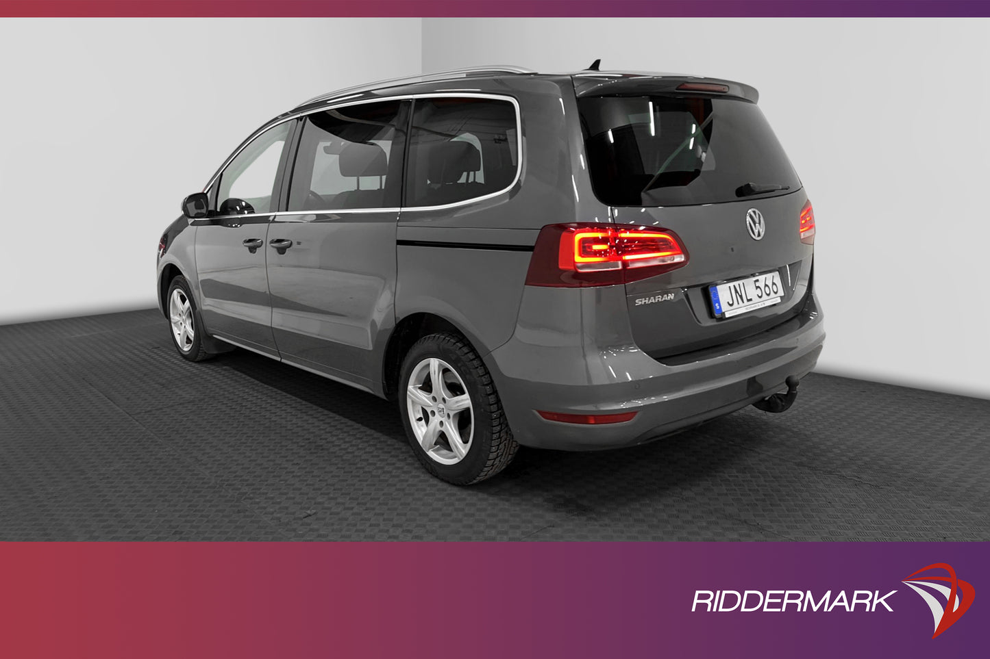 Volkswagen Sharan 2.0 TDI 150hk Pano D-Värm 7-Sits B-Kamera