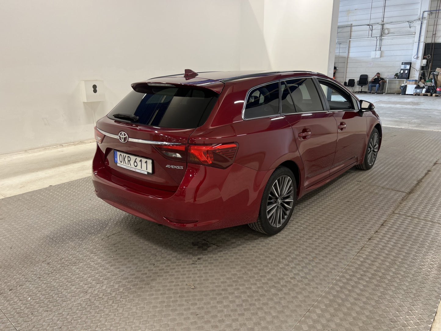 Toyota Avensis 2.0 152hk  B-kamera Skinn Lane assist