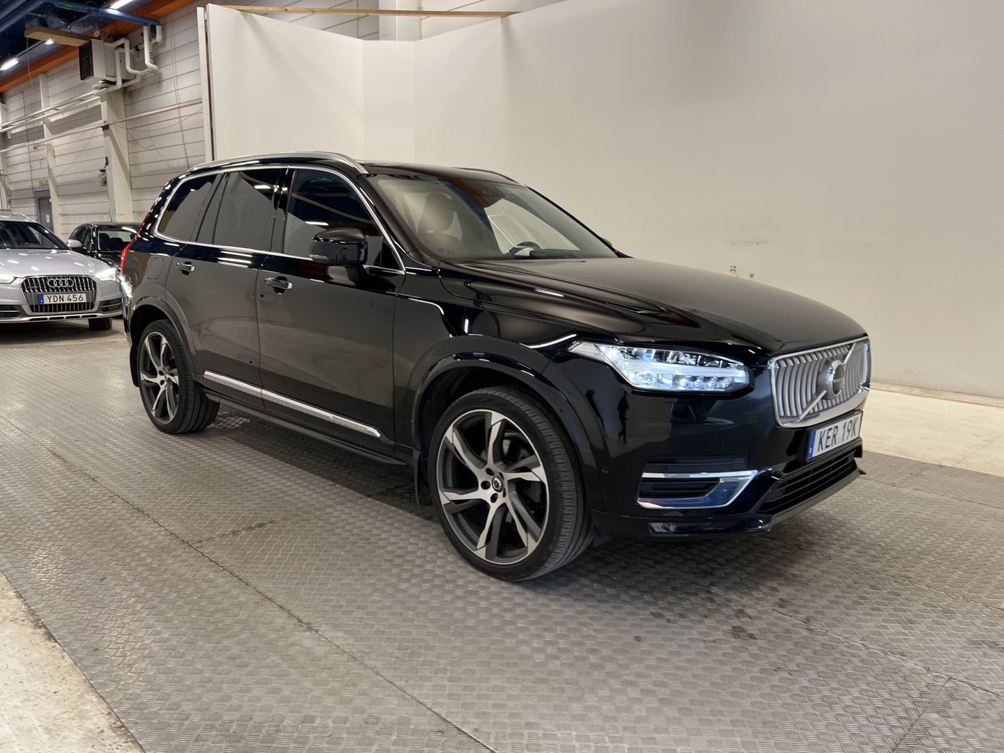 Volvo XC90 B5 AWD 235hk Inscription 7Sits Värm Pano H/K 360°