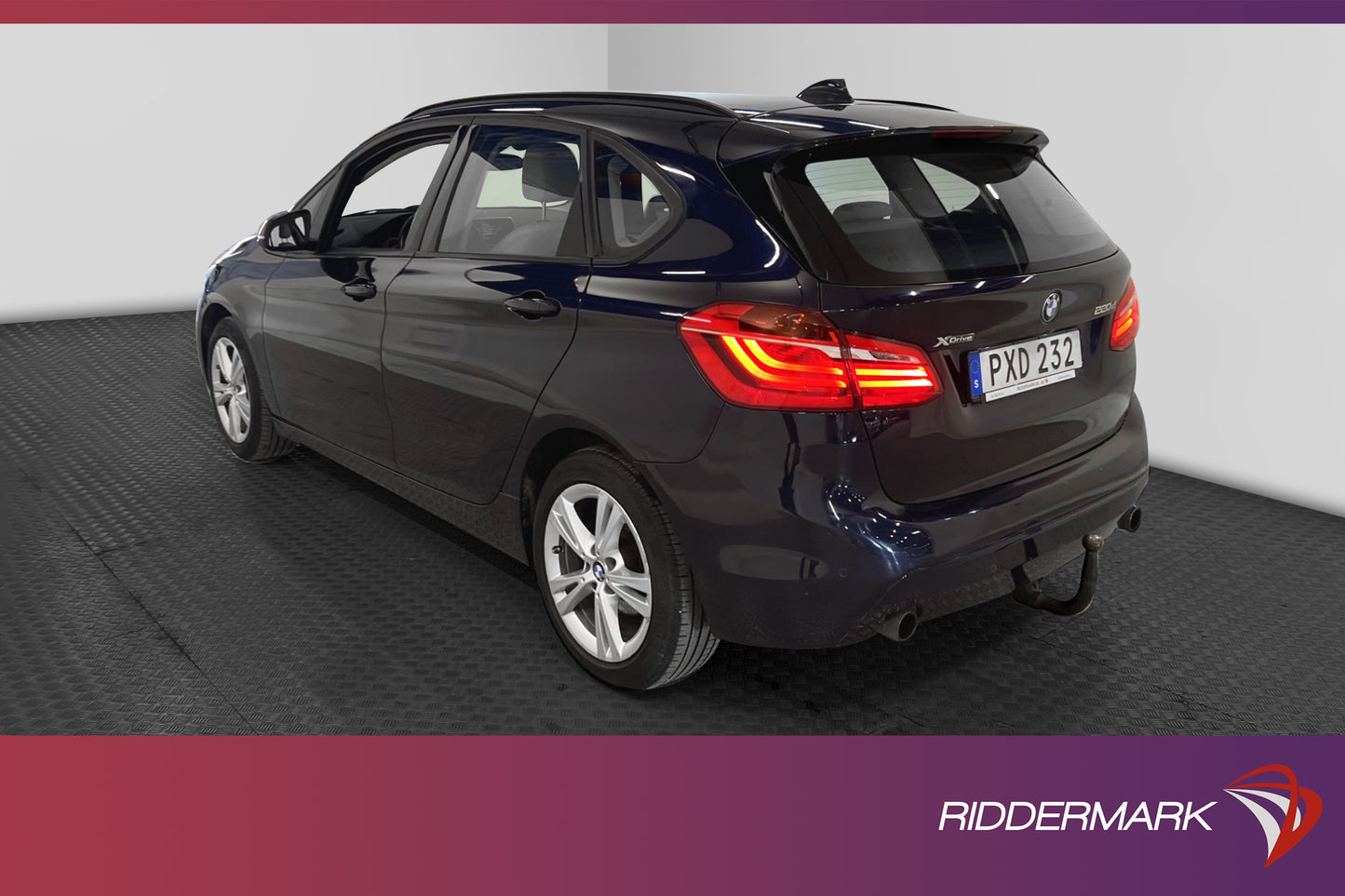 BMW 220d xDrive Active Tourer Sport line B-kamera Skinn Drag