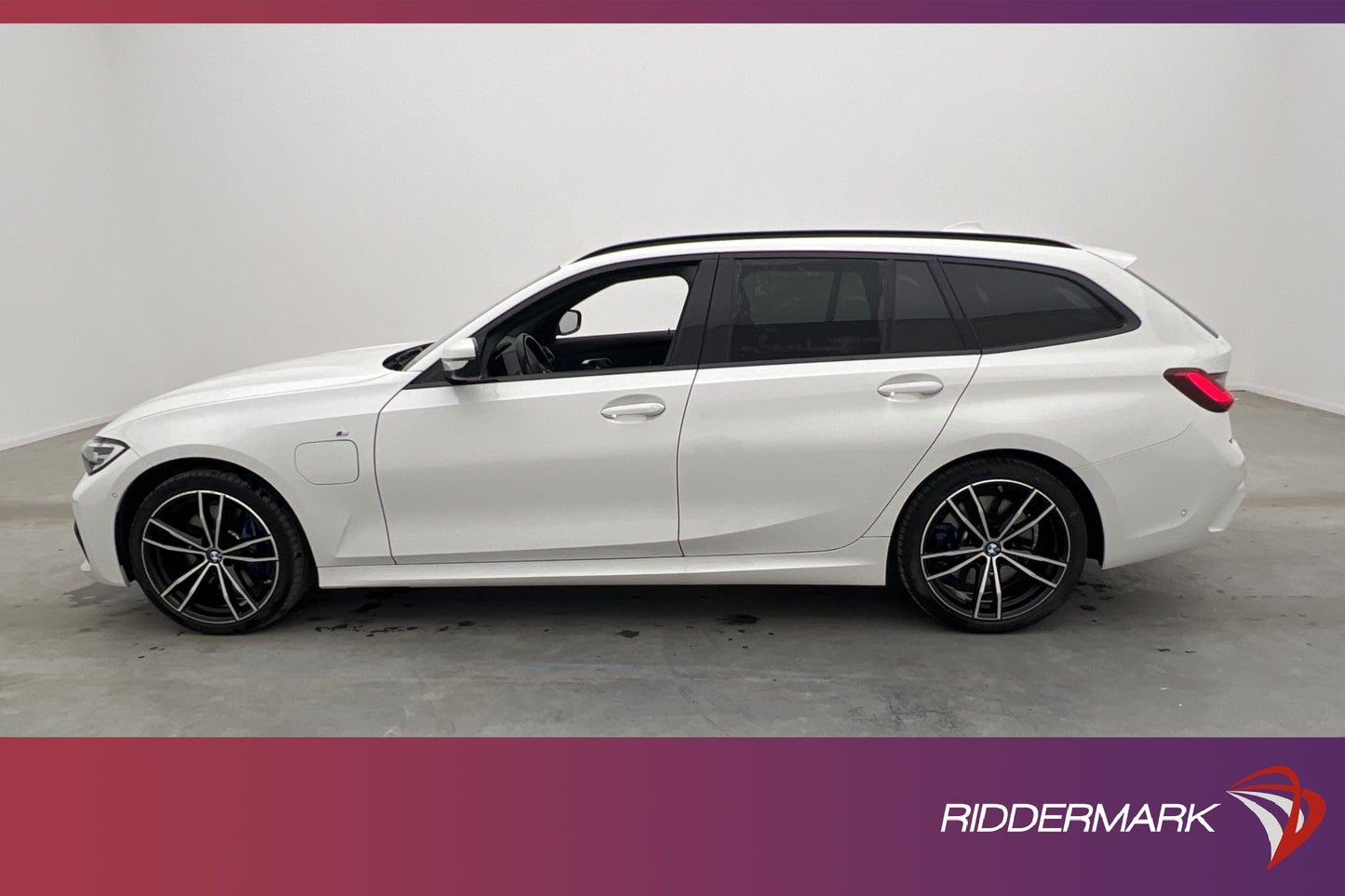 BMW 330e xDrive Touring 292hk M Sport Kamera Dragkrok