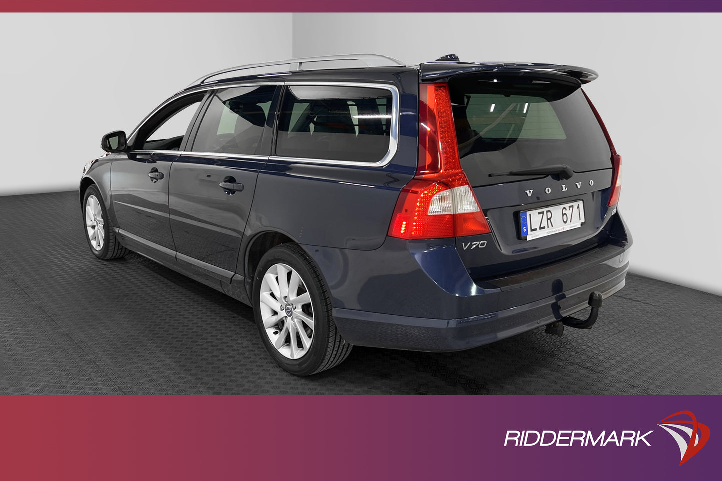 Volvo V70 D3 Summum D-Värmare Taklucka VOC Skinn Dragkrok