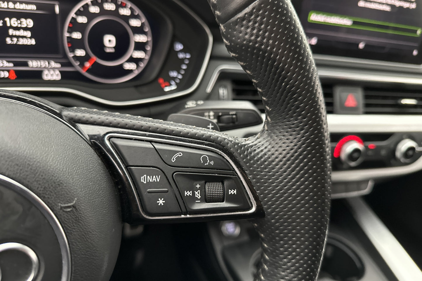 Audi A5 Sportback TFSI Q 252hk S-Line Cockpit Navi Värm Drag