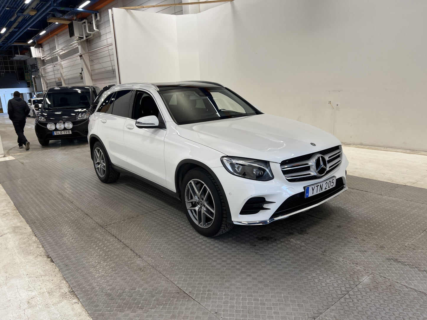 Mercedes-Benz GLC 220 d 4M 170hk AMG Pano Kamera Drag