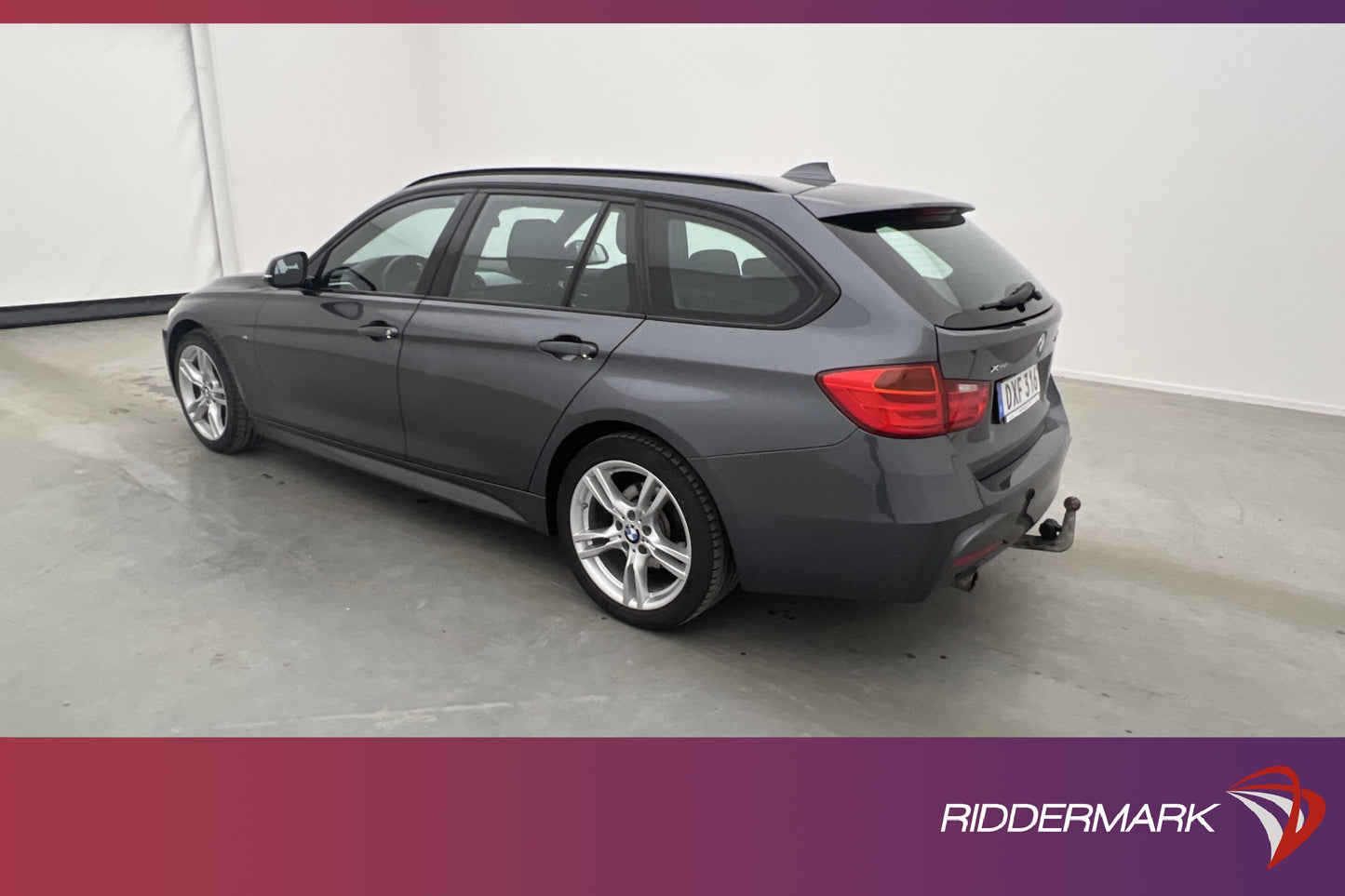 BMW 318 d xDrive Touring M Sport Sensorer Drag Välservad