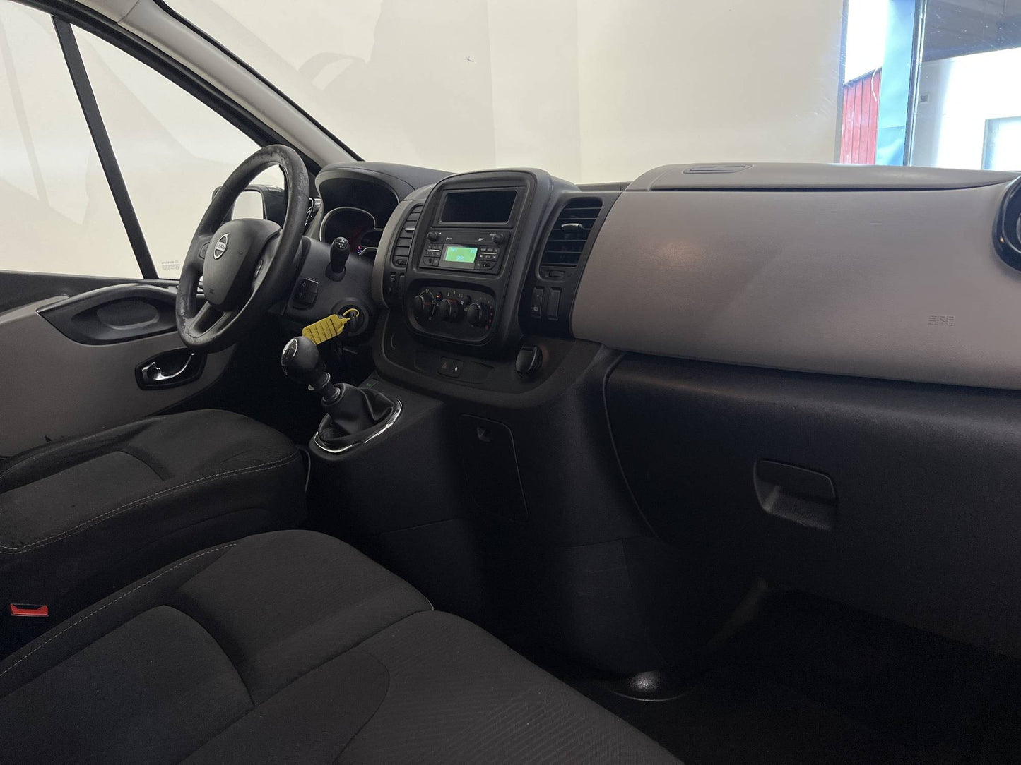 Nissan NV300 Lång 1.6dCi 120hk Värmare Dragkrok Eu6 Moms