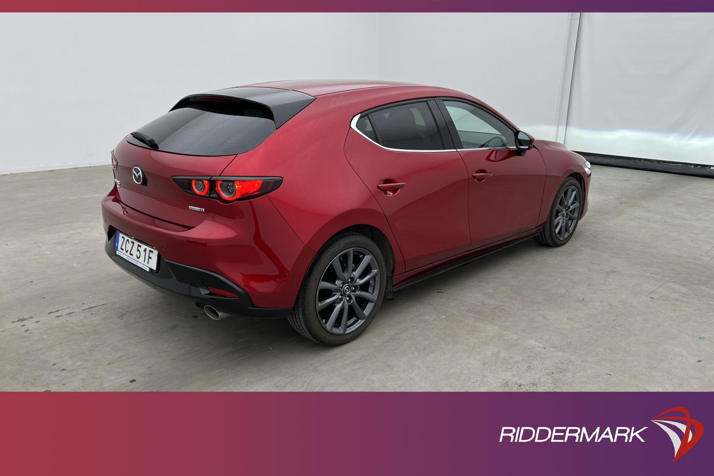 Mazda 3 Sport M Hybrid AWD 180hk Cosmo BOSE 360° HUD Skinn