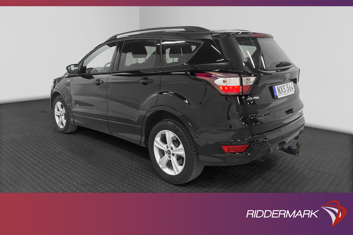 Ford Kuga 2.0 150hk AWD ST-Line D-värm Dragkrok Nyservad