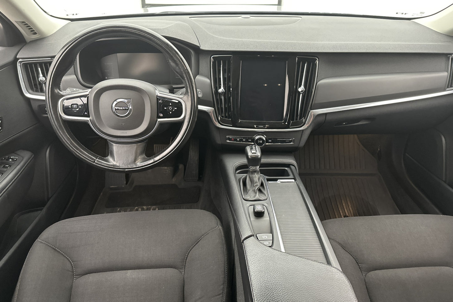 Volvo V90 D3 150hk Business VOC Värmare Navi Drag Rattvärme