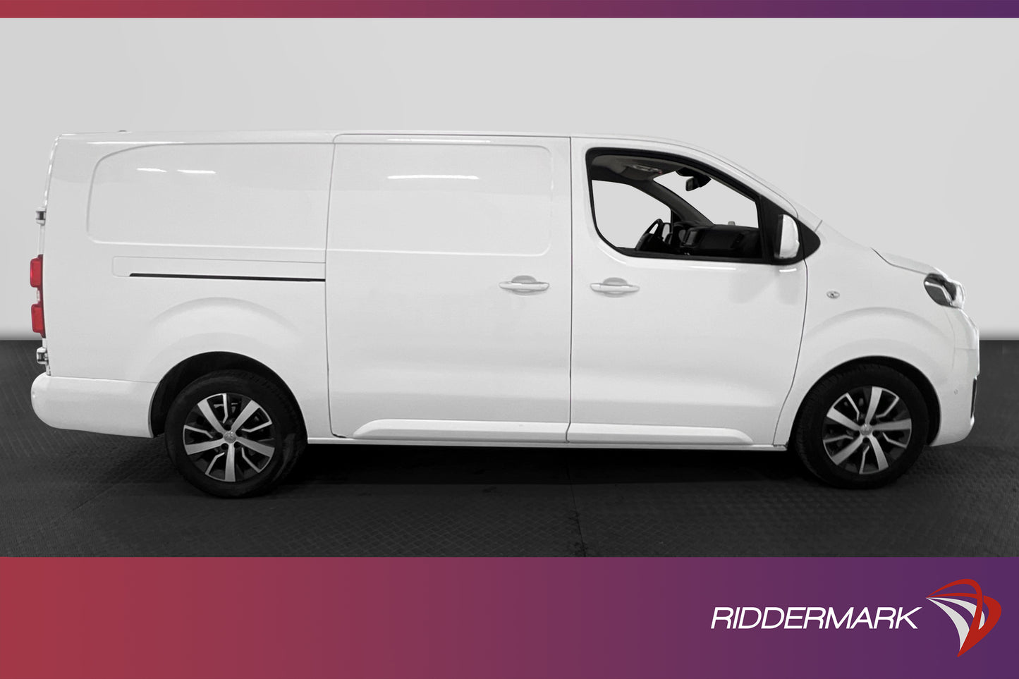 Toyota ProAce 2.0 Automat 177hk L3 HUD Kamera Drag Moms