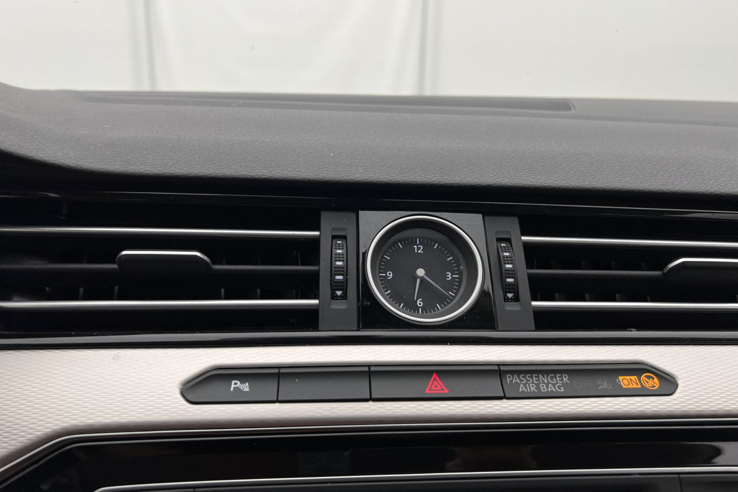 Volkswagen Passat GTE 218hk Executive Kamera CarPlay Drag