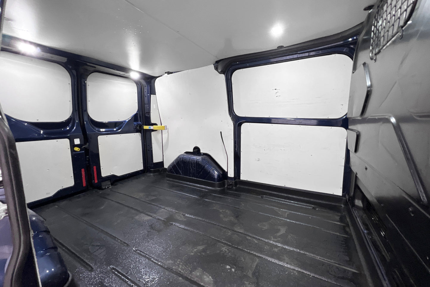 Ford Transit Custom 2.2TDCi Värmare Dragkrok Nyservad Moms