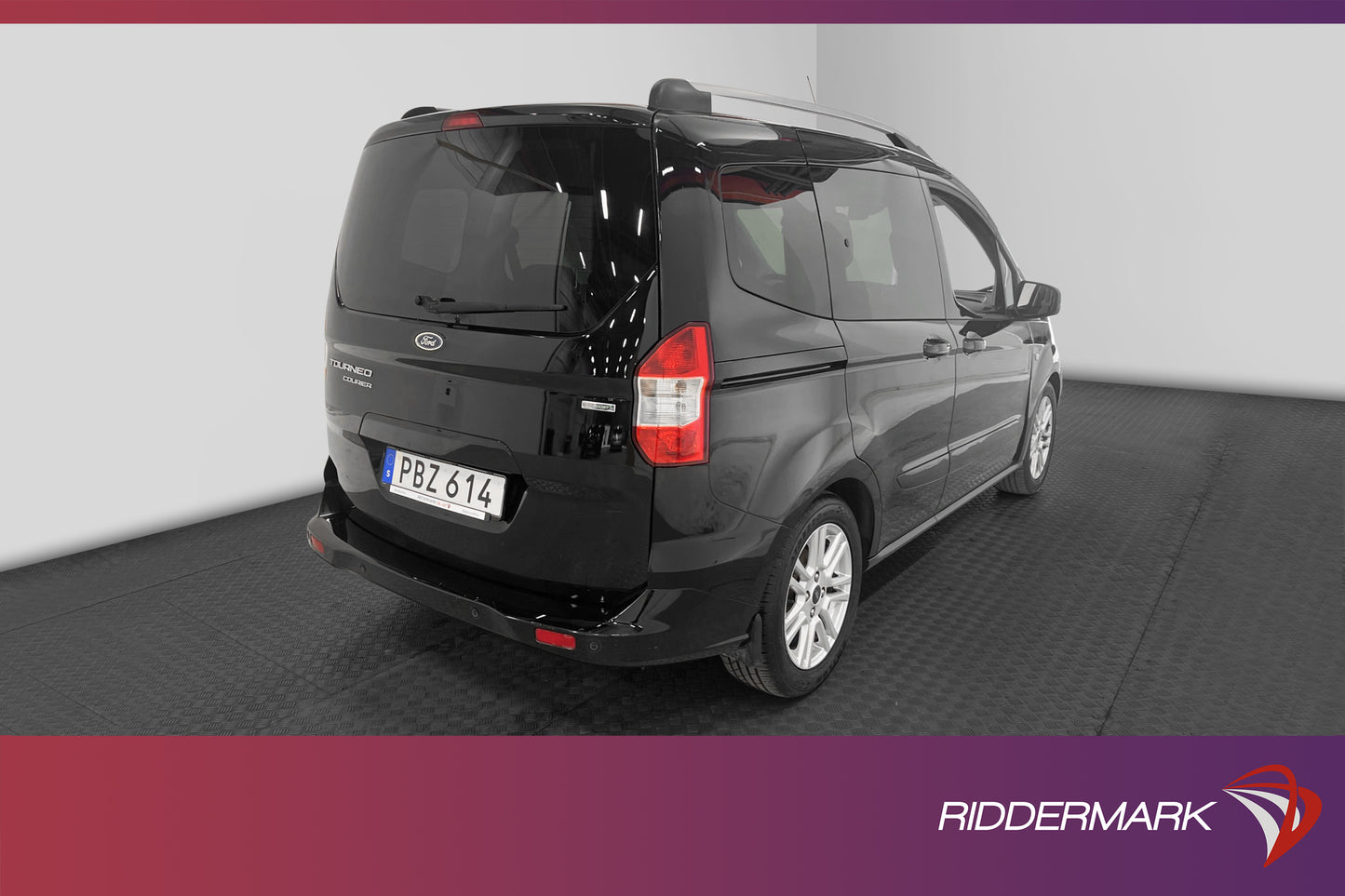 Ford Tourneo Courier 1.0Eco PDC Nyservad Moms