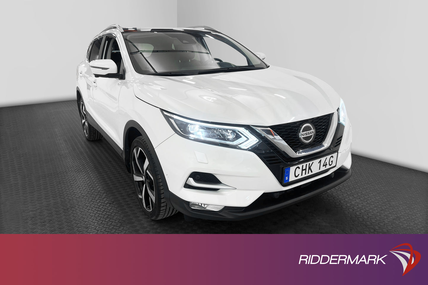 Nissan Qashqai 1.3 DIG-T 140hk Tekna Pano Navi 360 Kamera