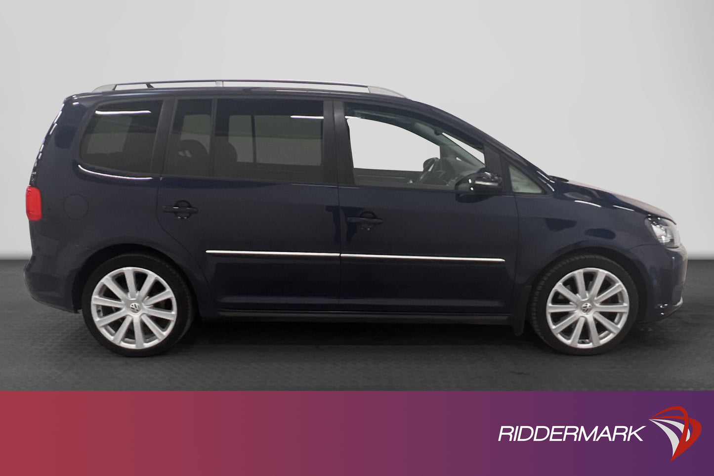 Volkswagen Touran 177hk 7-Sits Värmare Skinn Navi Dragpaket