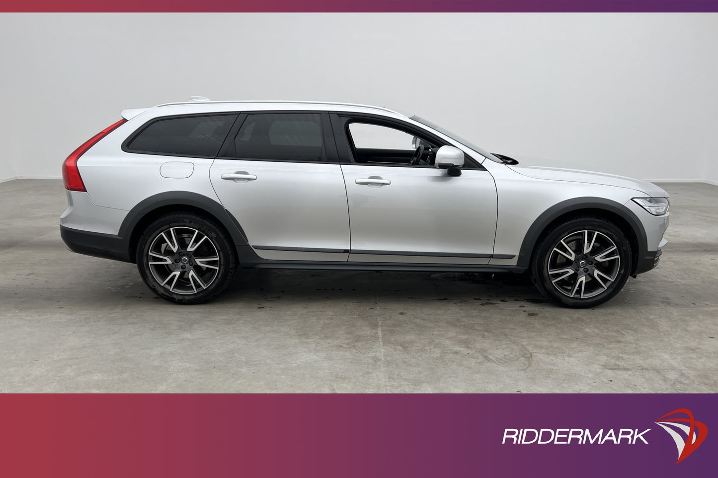 Volvo V90 Cross Country D4 AWD Inscription Pro Pano Drag