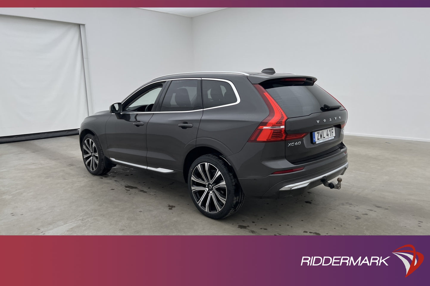 Volvo XC60 B4 AWD 197hk Inscription Pano H/K 360° HUD Drag