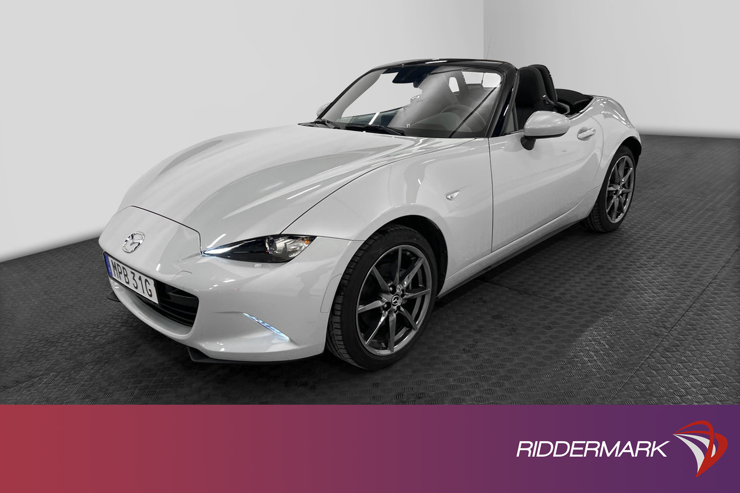 Mazda MX-5 2.0 Soft-top 184hk Navi Skinn BOSE Keyless